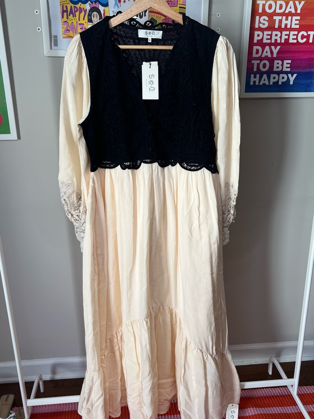 Sea New York Adelina combo cream Dress with Black Lace Bodice - Picture 2 of 6